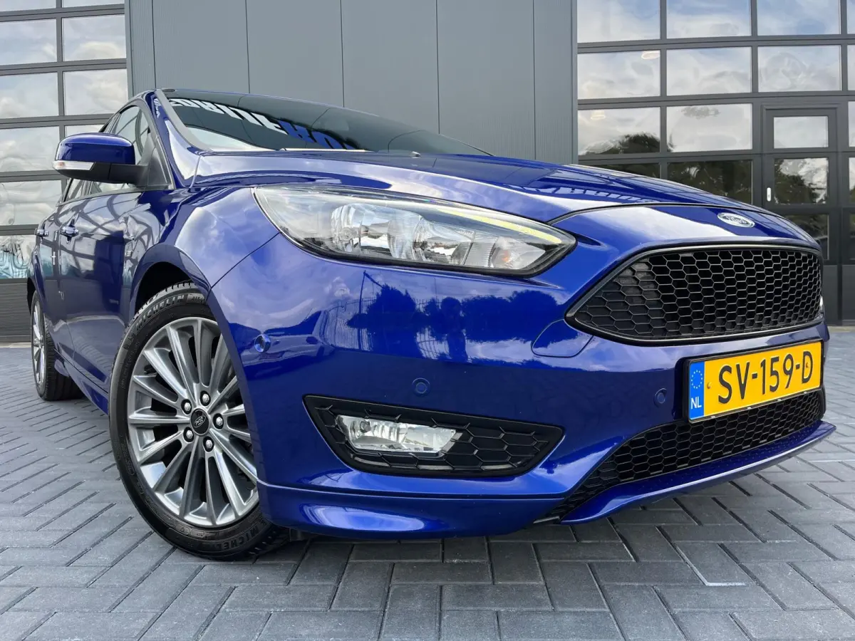 1.0 ST-Line NL.Auto/125Pk/Sync Navigatie/Privacy Glass/1Ste Eigenaar/Dealer Onderhouden