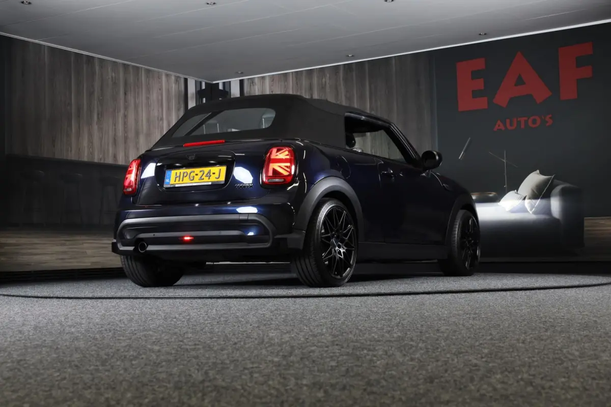 Mini 1.5 / AUT / Navi / 136 Pk / Cruise Control / Leder / Ecc / Elek Pakket / Led / Pdc / 18 Inch