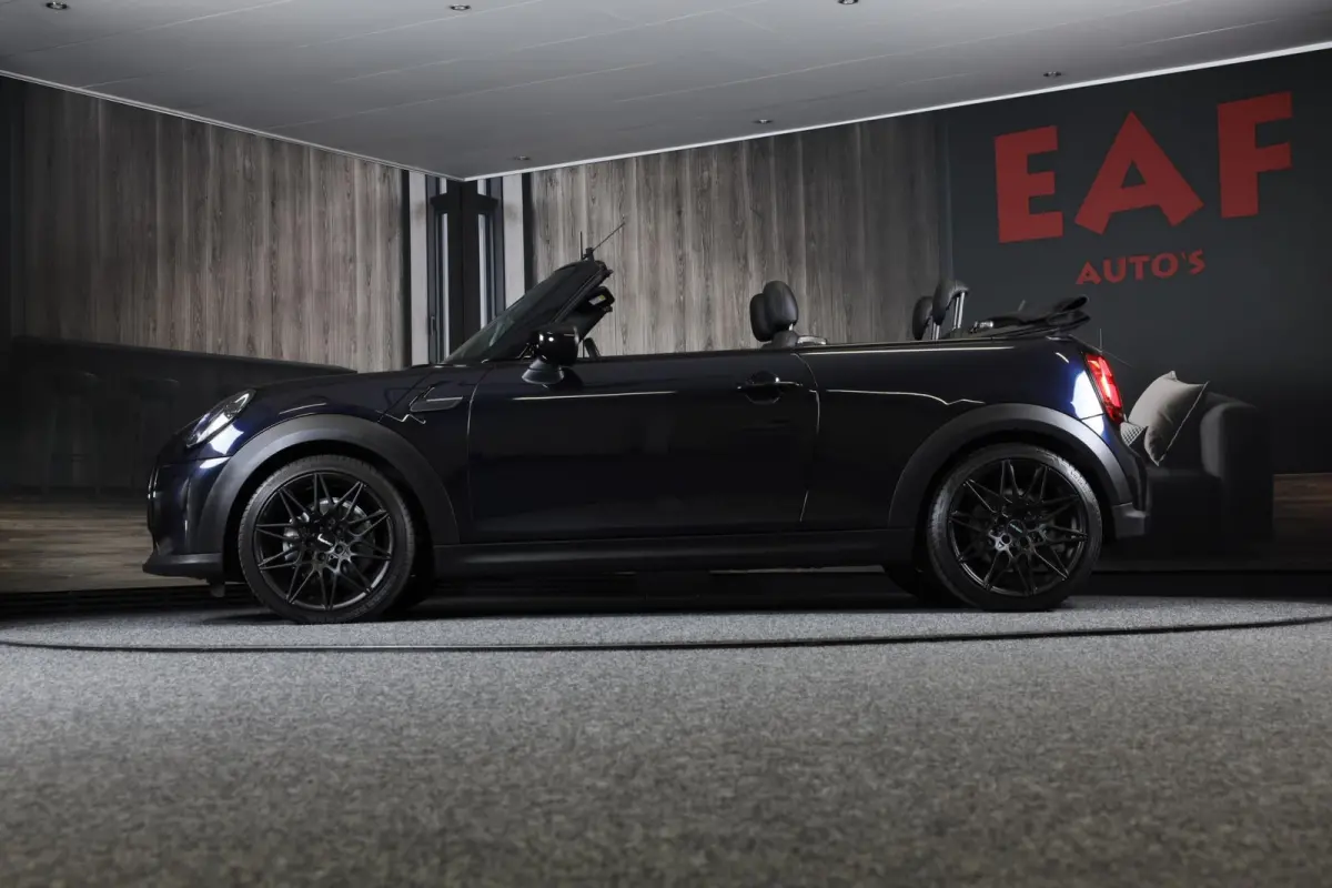 Mini 1.5 / AUT / Navi / 136 Pk / Cruise Control / Leder / Ecc / Elek Pakket / Led / Pdc / 18 Inch