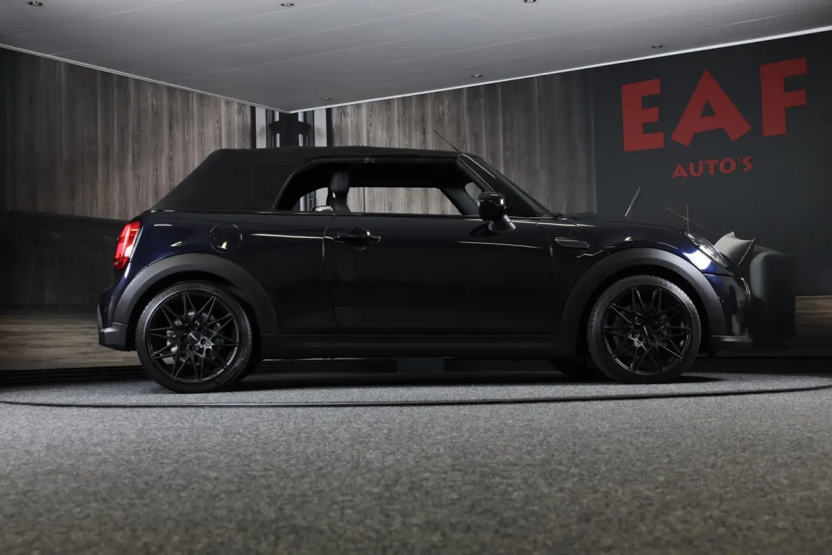 Mini 1.5 / AUT / Navi / 136 Pk / Cruise Control / Leder / Ecc / Elek Pakket / Led / Pdc / 18 Inch