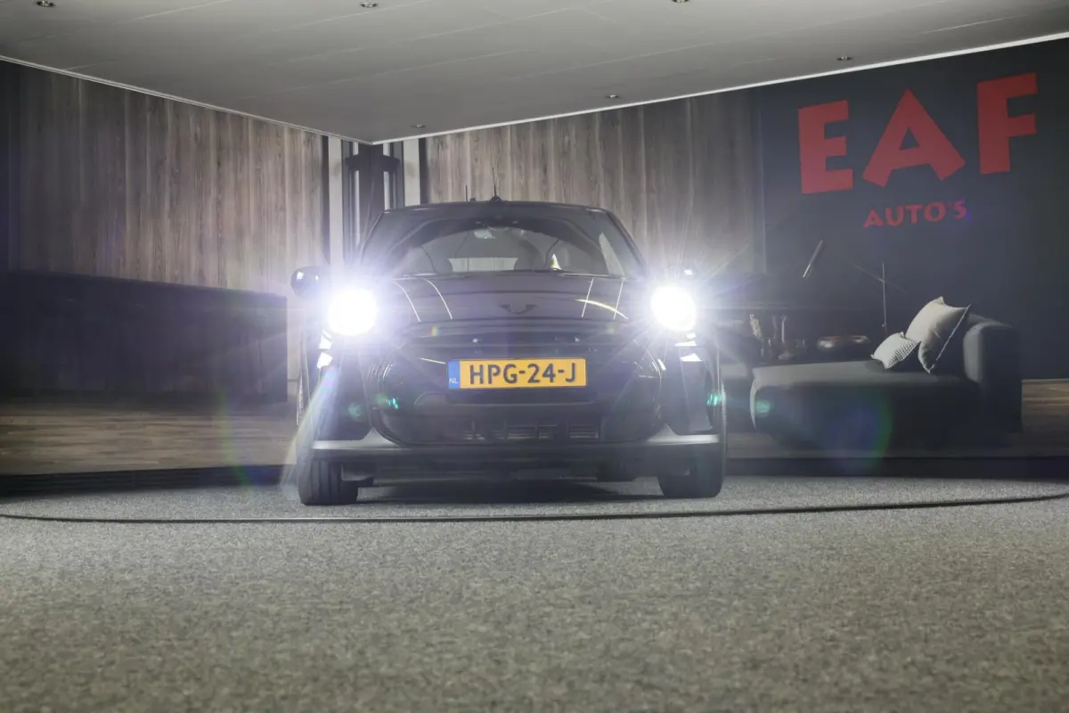Mini 1.5 / AUT / Navi / 136 Pk / Cruise Control / Leder / Ecc / Elek Pakket / Led / Pdc / 18 Inch