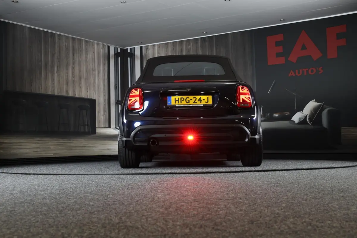 Mini 1.5 / AUT / Navi / 136 Pk / Cruise Control / Leder / Ecc / Elek Pakket / Led / Pdc / 18 Inch