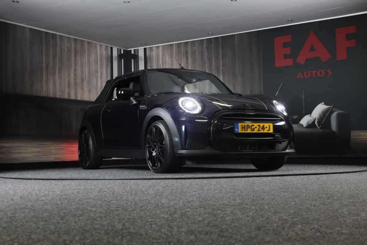 Mini 1.5 / AUT / Navi / 136 Pk / Cruise Control / Leder / Ecc / Elek Pakket / Led / Pdc / 18 Inch