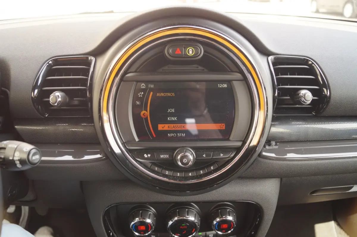1.5 Cooper Business Edition -NAVI-ECC-PDC-