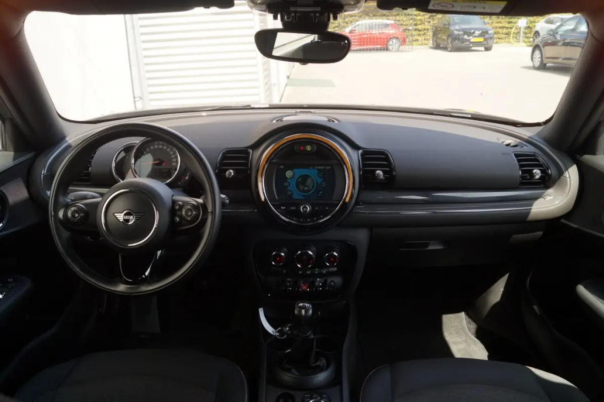 1.5 Cooper Business Edition -NAVI-ECC-PDC-