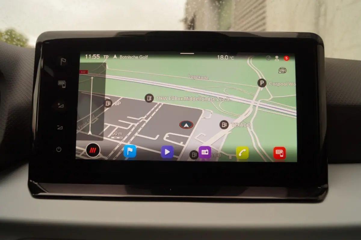 1.0 TSI Style -NAVI-LED-DIGI-ECC-PDC-