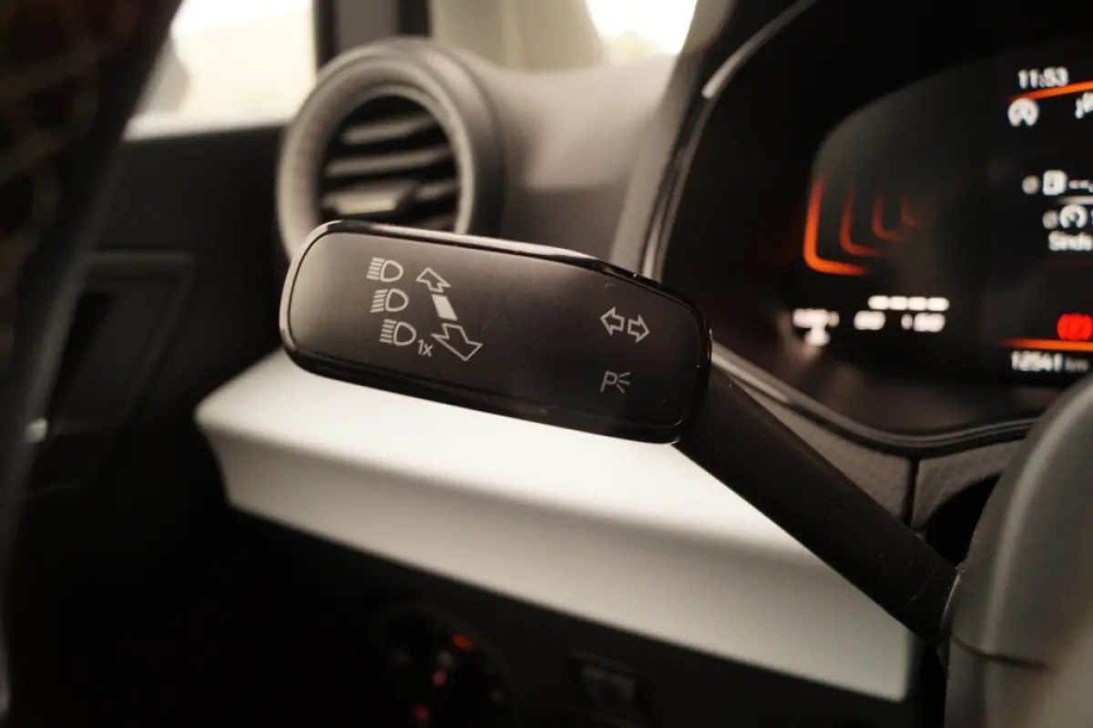 1.0 TSI Style -NAVI-LED-DIGI-ECC-PDC-