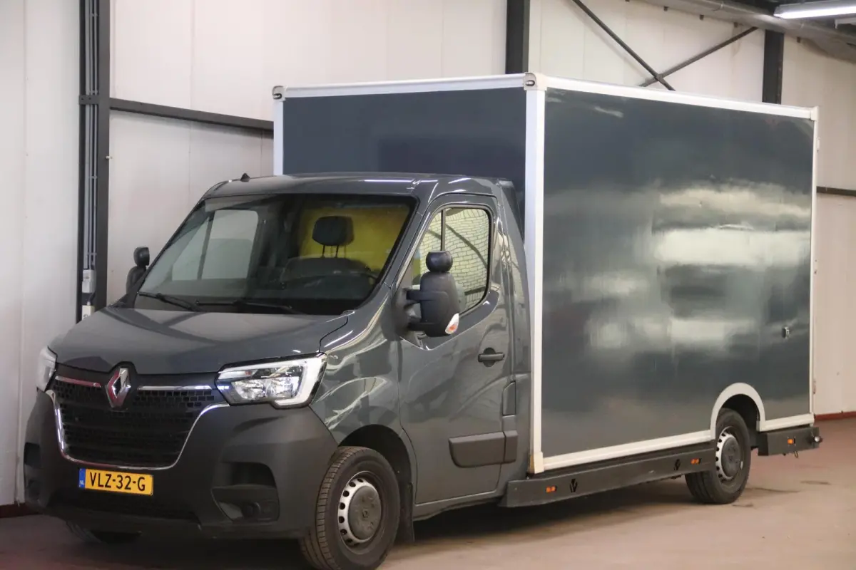 T35 2.3 dCi 150 BAKWAGEN LOWINER AUTOMAAT