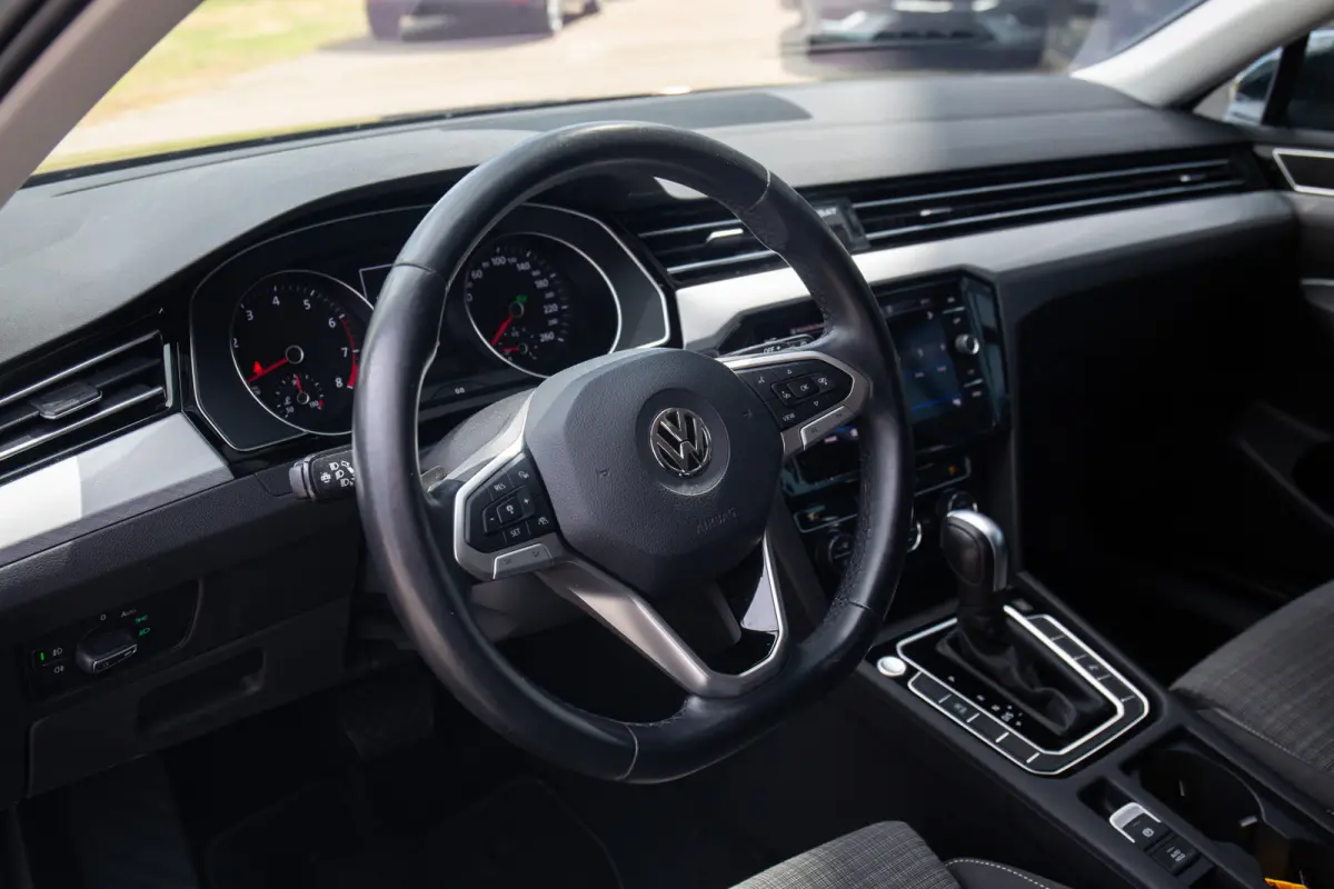 1.5 TSI Comfort Business , Adaptive cruise, Carplay, Keyless, BTW