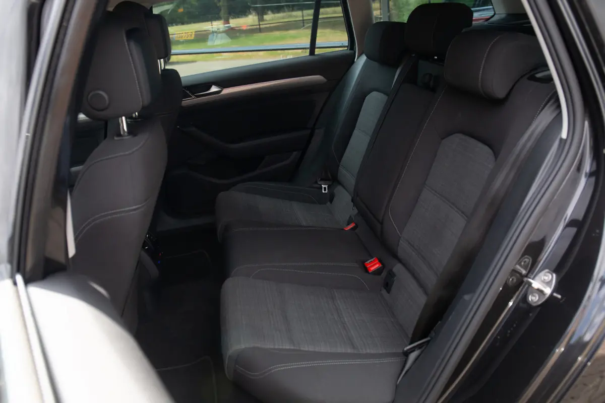 1.5 TSI Comfort Business , Adaptive cruise, Carplay, Keyless, BTW