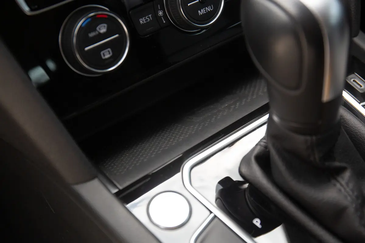 1.5 TSI Comfort Business , Adaptive cruise, Carplay, Keyless, BTW
