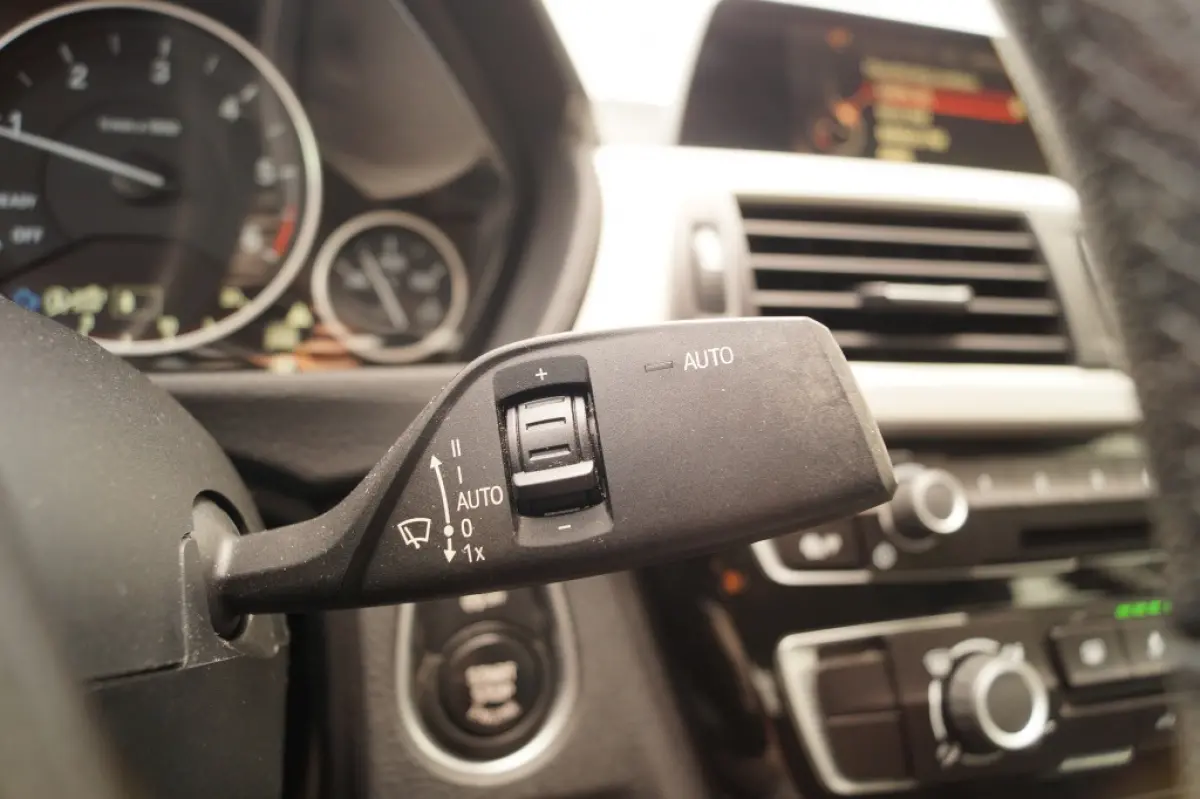 GT 320d 190pk Executive -LEER-NAVI-LED-ECC-PDC-