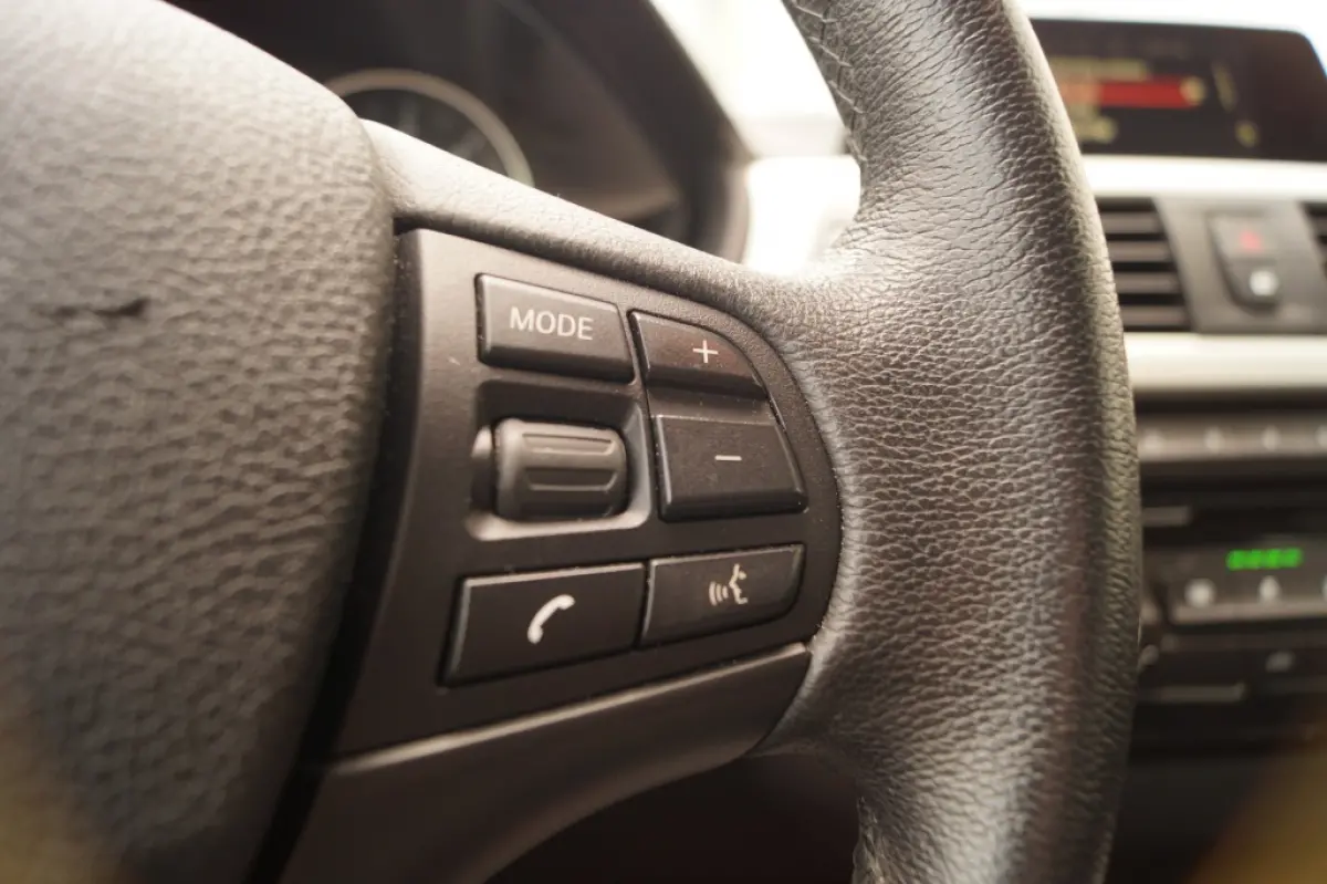 GT 320d 190pk Executive -LEER-NAVI-LED-ECC-PDC-
