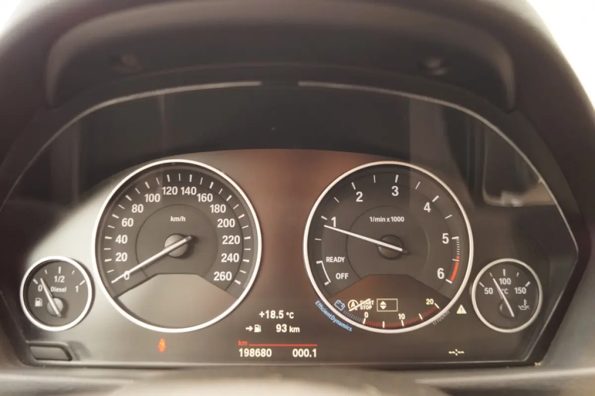 GT 320d 190pk Executive -LEER-NAVI-LED-ECC-PDC-