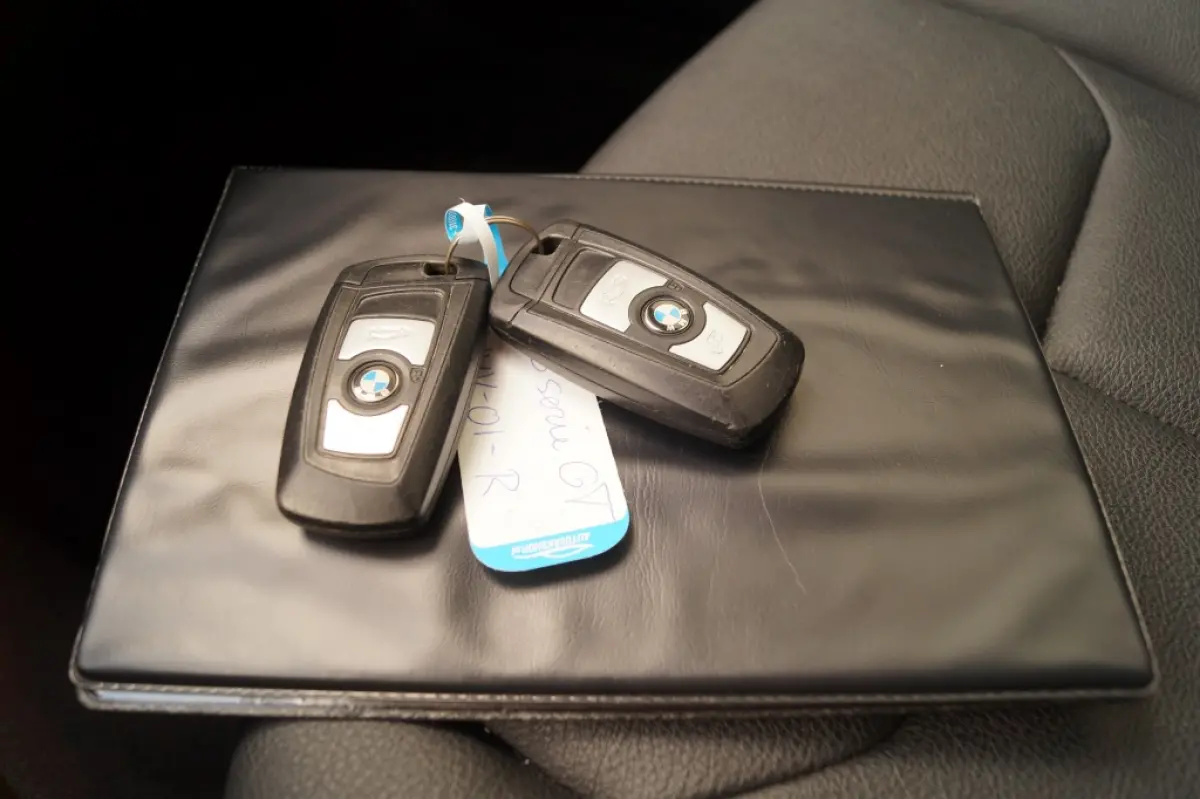GT 320d 190pk Executive -LEER-NAVI-LED-ECC-PDC-