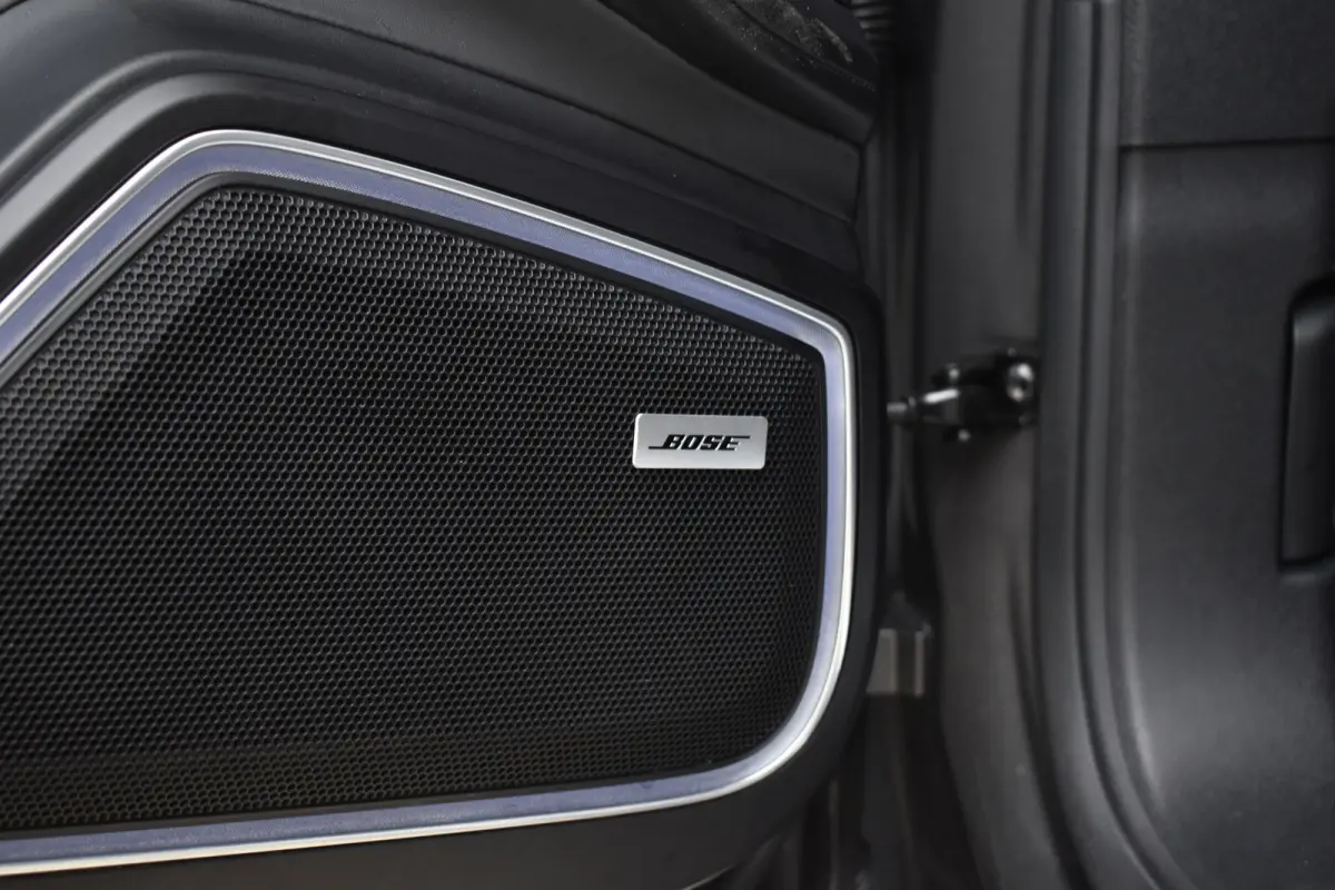2.9 4 E-Hybrid SportDesign | Pano | 21'' Velgen | Bose | Sfeerverlichting | Luchtvering | Sportuitlaat | Orig. NL |