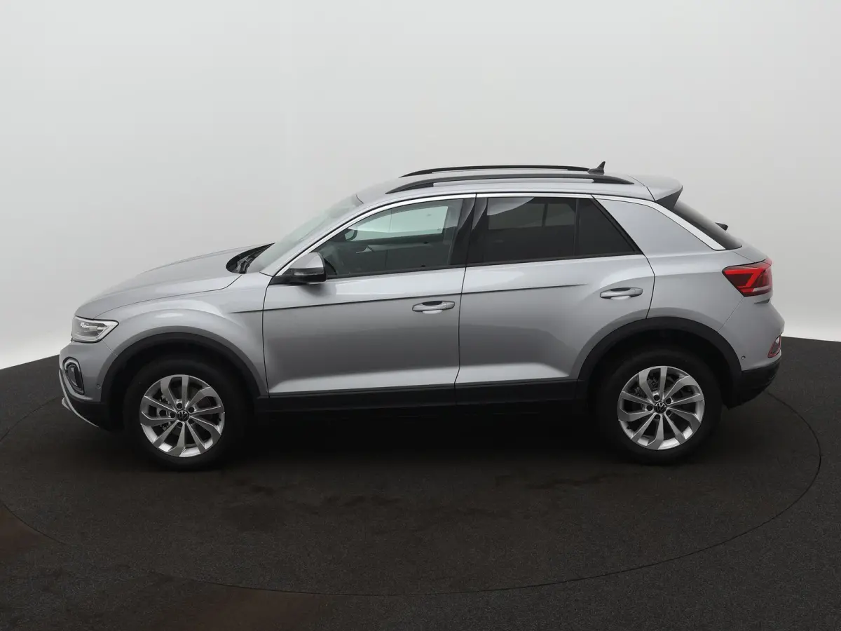 1.0 TSI Life Edition | Multimedia pakket | Assistance pakket plus | Airconditioning automatisch, 2-zone (climatronic) | Velgen 'johannesburg, 17 inch lichtmetaal