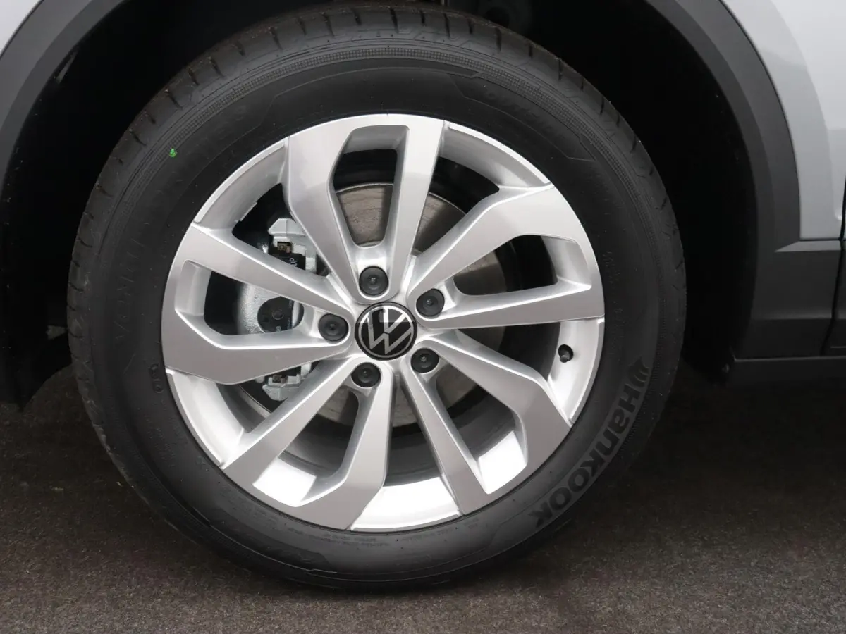 1.0 TSI Life Edition | Multimedia pakket | Assistance pakket plus | Airconditioning automatisch, 2-zone (climatronic) | Velgen 'johannesburg, 17 inch lichtmetaal