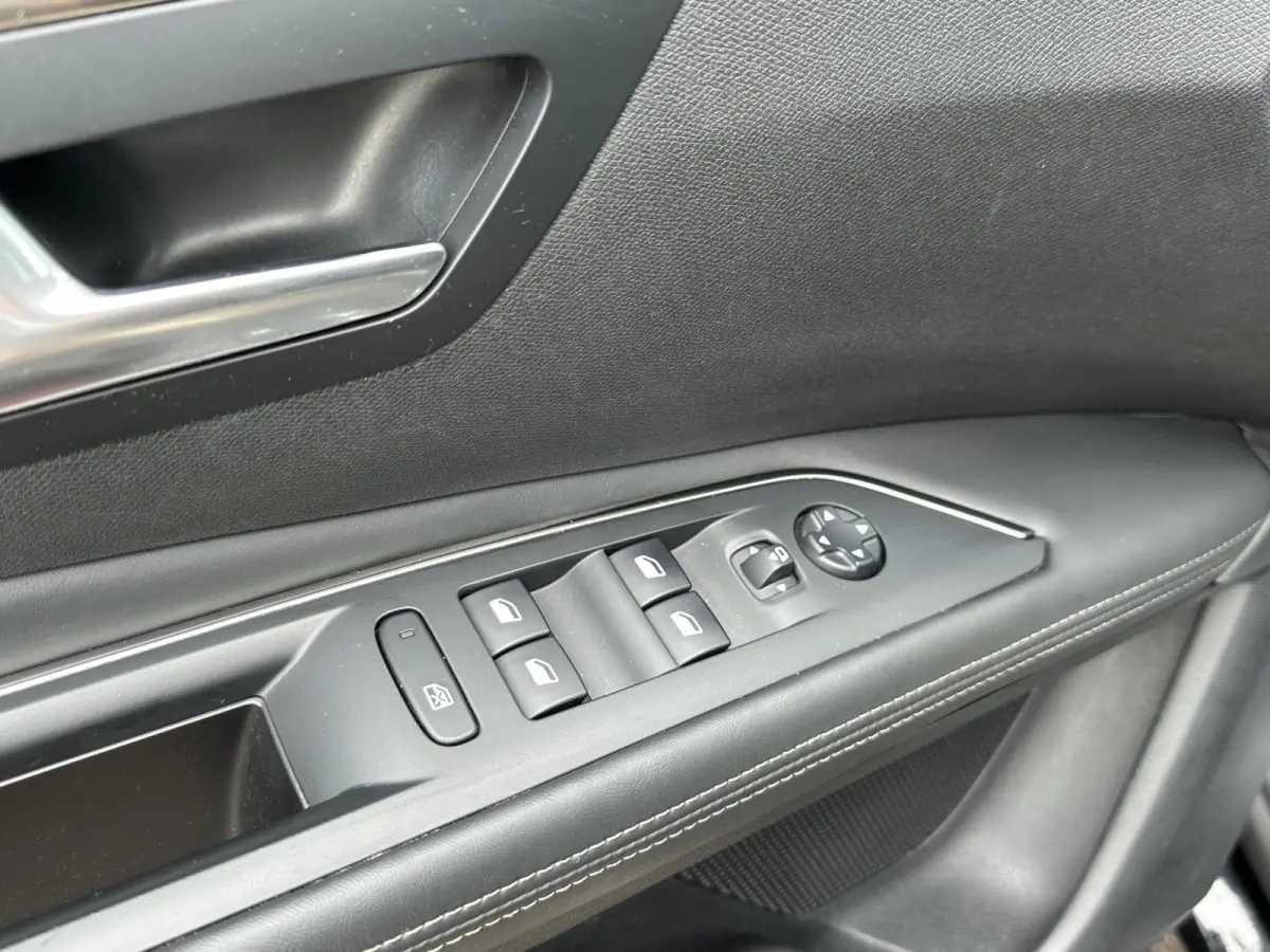 1.2 PureTech Première