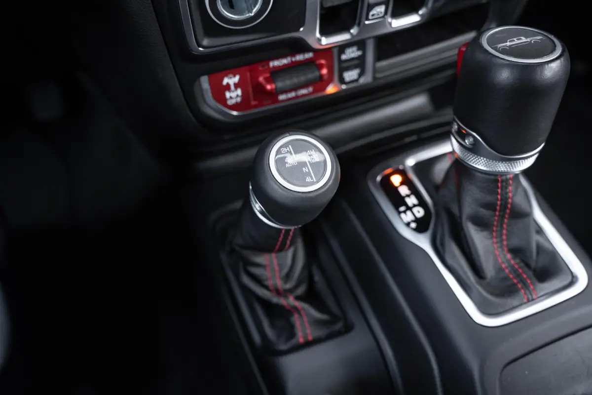 3.6 V6 285 pk Rubicon Grijs Kenteken 2-Zits Navi Leder Zwart, Adapt. Cruise, Targa Dak, Trekhaak, Uniek