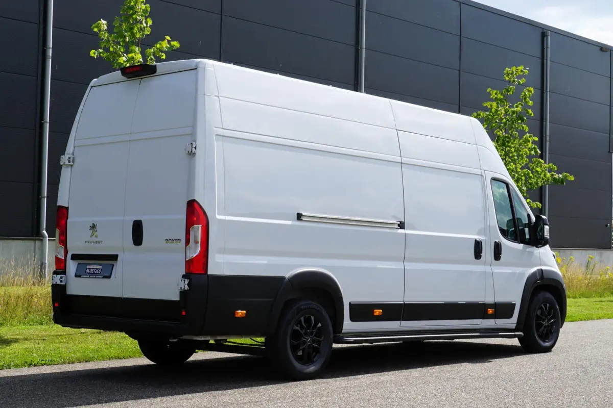 2.2 BlueHDi 140 L4H3 Zwaar 3.5t |Topstaat |EURO6D |1e eigenaar |Betimmering |Camera |Cruise |Navi |Climate |Lederen stuur |Carplay |Bluetooth |3500 KG |Heavy