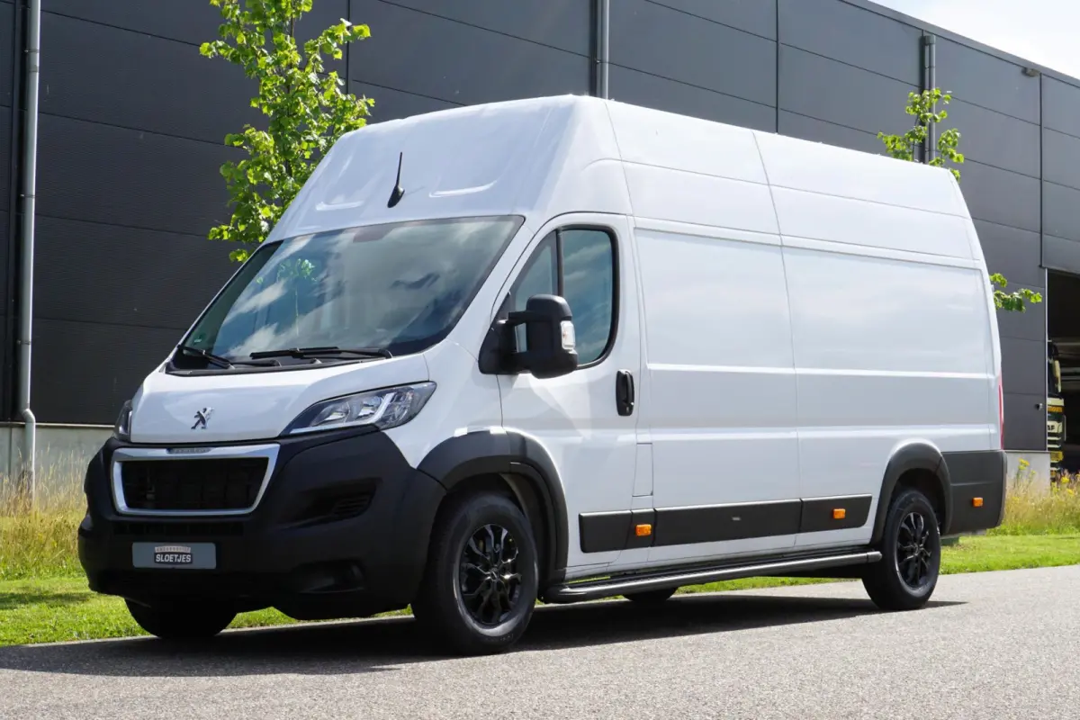 2.2 BlueHDi 140 L4H3 Zwaar 3.5t |Topstaat |EURO6D |1e eigenaar |Betimmering |Camera |Cruise |Navi |Climate |Lederen stuur |Carplay |Bluetooth |3500 KG |Heavy