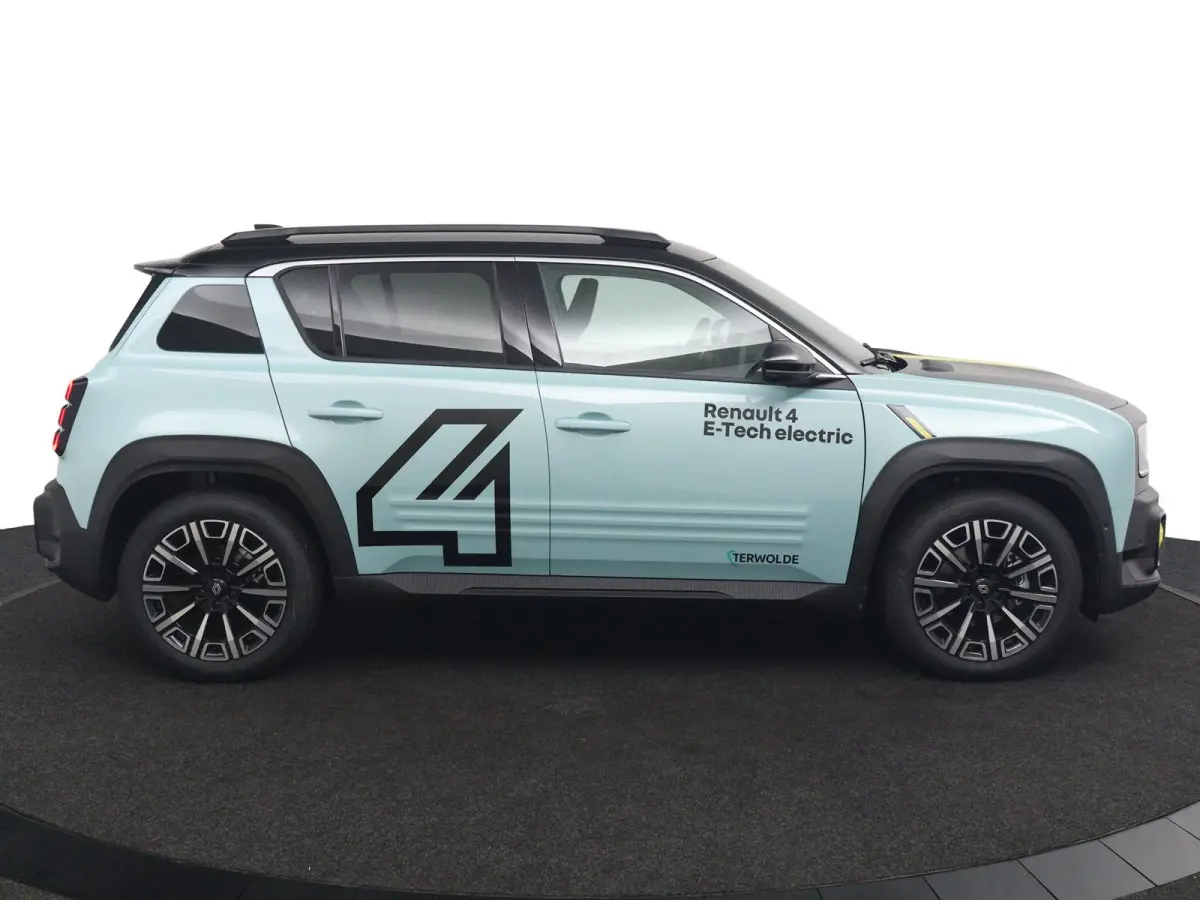 iconic 150 pk comfort range | Warmtepomp | Adaptive Cruise Control | Elektrische achterklep | Climate Control | Achteruitrijcamera | Parkeersensoren voor & achter | Stoelverwarming | Stuurve