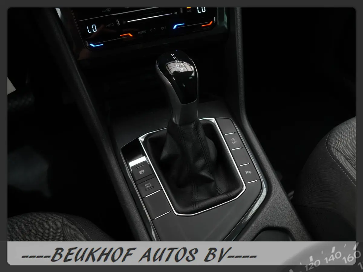 1.5 TSI Carplay Trekhaak Adapt Cruise Pdc