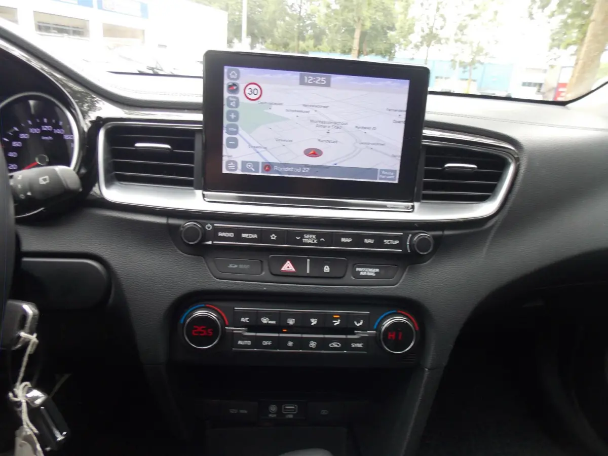 1.4 T-GDi DynamicPlusLine Automaat Camera Airco Elek Pakket 5Deurs 2021bj GARANTIE