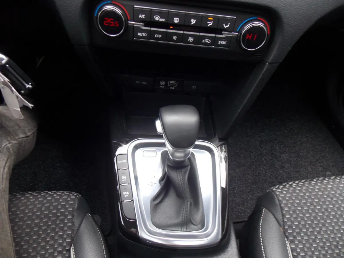 1.4 T-GDi DynamicPlusLine Automaat Camera Airco Elek Pakket 5Deurs 2021bj GARANTIE