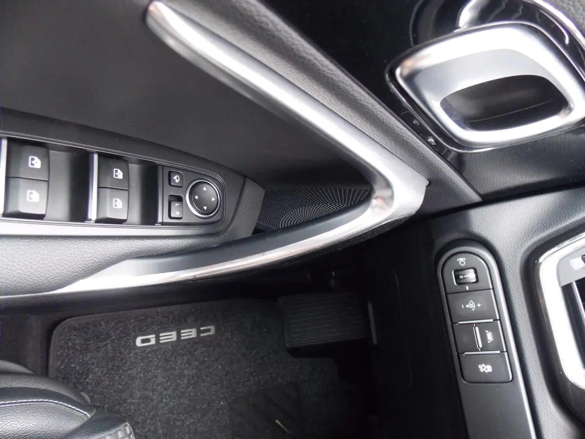 1.4 T-GDi DynamicPlusLine Automaat Camera Airco Elek Pakket 5Deurs 2021bj GARANTIE