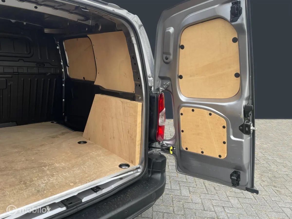 bestel 1.2 PureTech Club