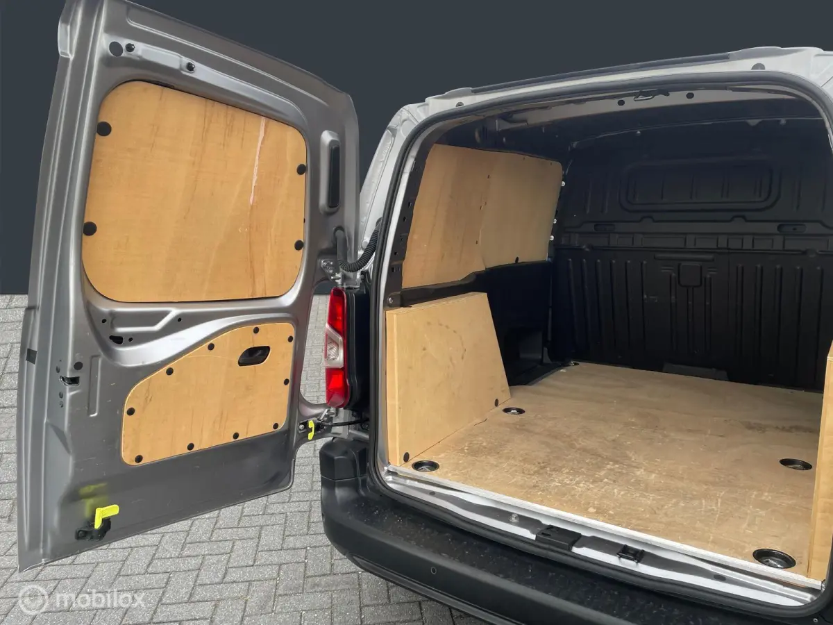 bestel 1.2 PureTech Club