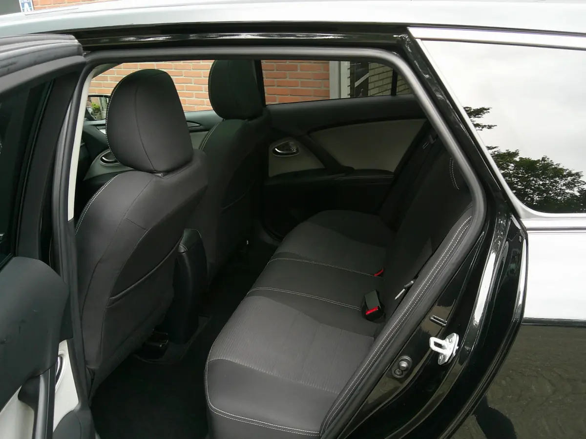 1.8 VVT-i SkyView Edition Trekhaak