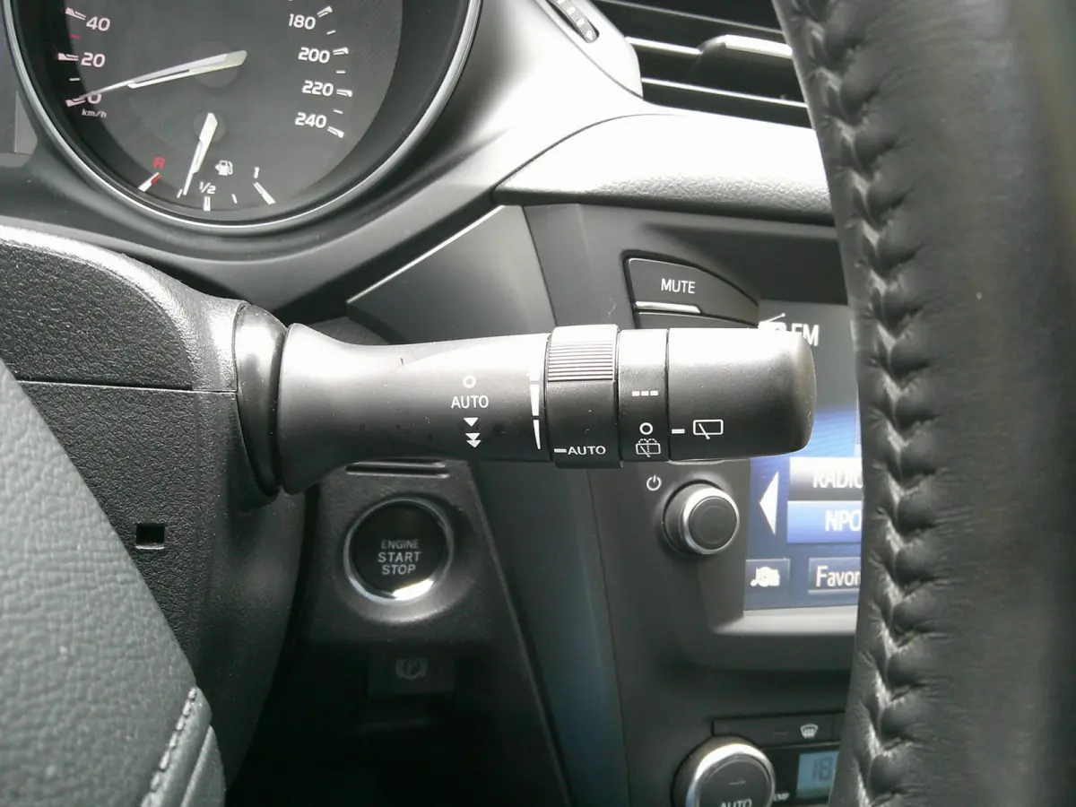 1.8 VVT-i SkyView Edition Trekhaak