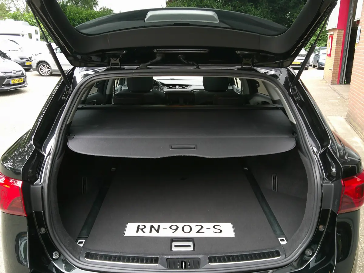 1.8 VVT-i SkyView Edition Trekhaak
