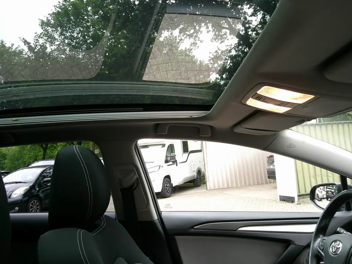 1.8 VVT-i SkyView Edition Trekhaak