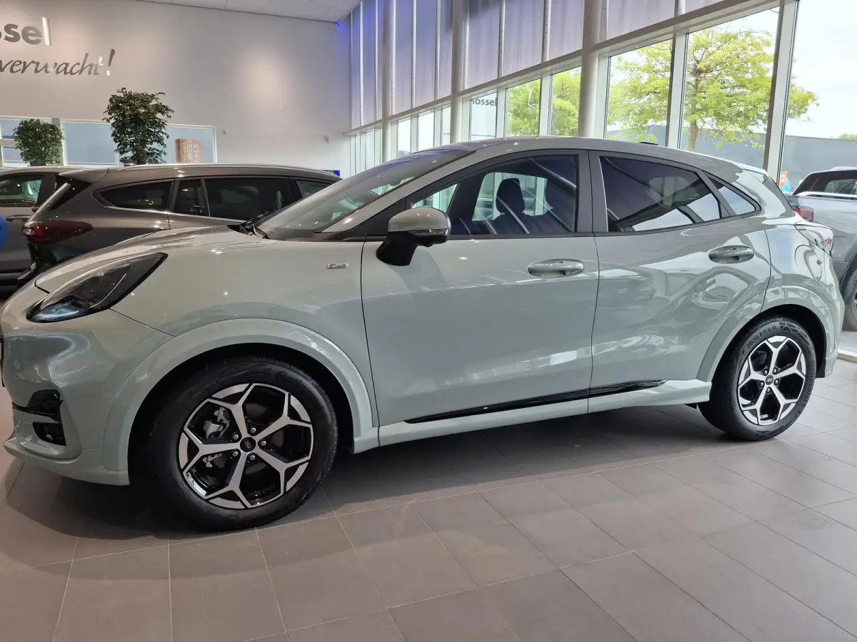 1.0 EcoBoost ST-Line | NIEUW TE BESTELLEN! | €5000,- KORTING | AUTOMAAT | STUUR, STOEL EN VOORRUITVERWARMING | 360 CAMERA | ADAPTIEVE CRUISE CONTROL | TREKHAAK |