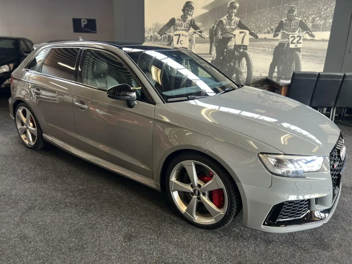 2.5 TFSI quattro virtual pano massage!
