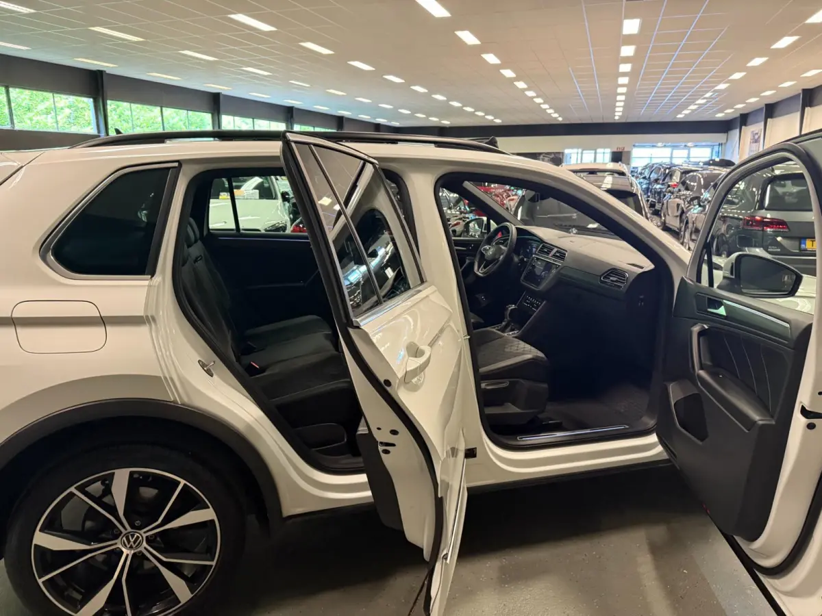 1.4 TSI eHybrid 2XR-LINE SOH-TEST/PANO/NAVI/V-COCKPIT/DAB/CARPLAY/H-UP/CAM///