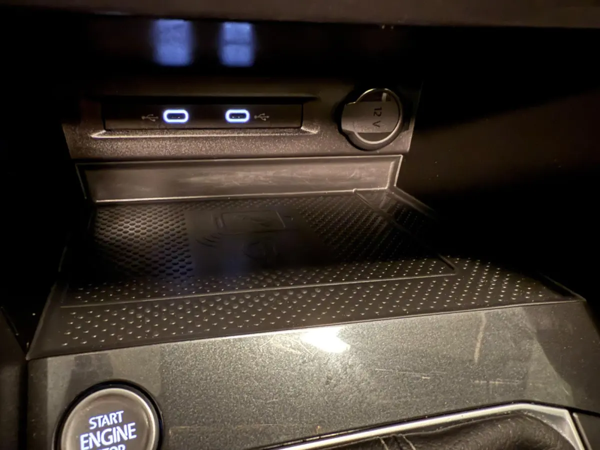 1.4 TSI eHybrid 2XR-LINE SOH-TEST/PANO/NAVI/V-COCKPIT/DAB/CARPLAY/H-UP/CAM///