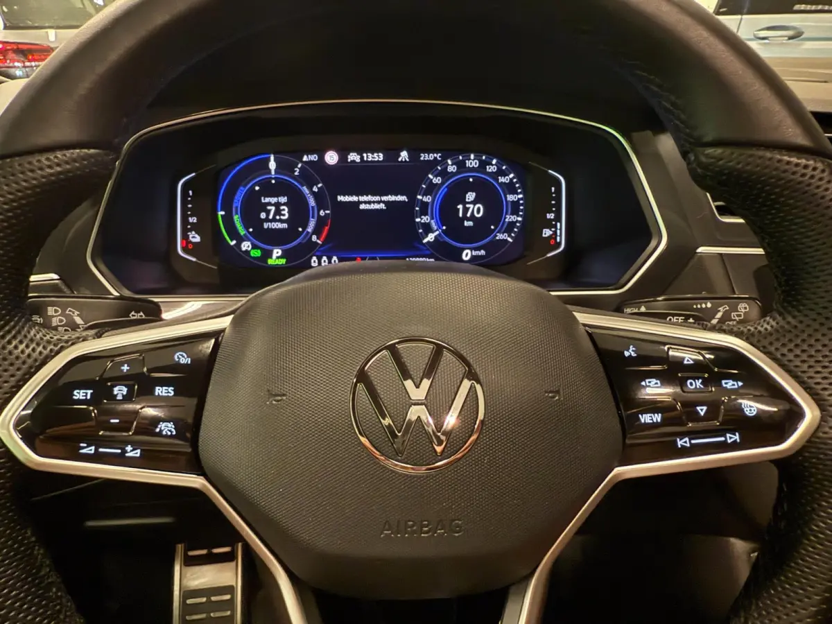 1.4 TSI eHybrid 2XR-LINE SOH-TEST/PANO/NAVI/V-COCKPIT/DAB/CARPLAY/H-UP/CAM///