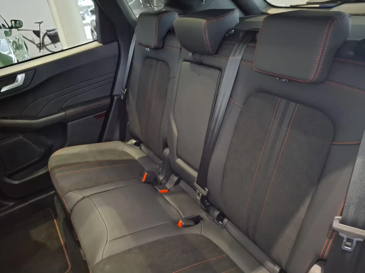 2.5 PHEV ST-Line X | NIEUW TE BESTELLEN | € 4.000,- KORTING! | PANORAMA DAK | HEAD-UP DISPLAY | ADAPTIEVE CRUISE CONTROL | 360 CAMERA | B&O AUDIO | STOEL, STUUR EN VOORRUITVERWARMING | WEG