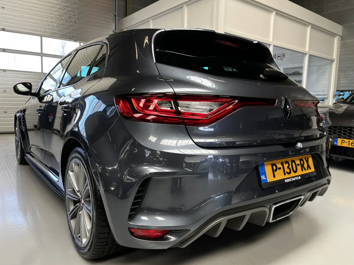 1.8 TCe 280 RS Alcantara, Head-up display