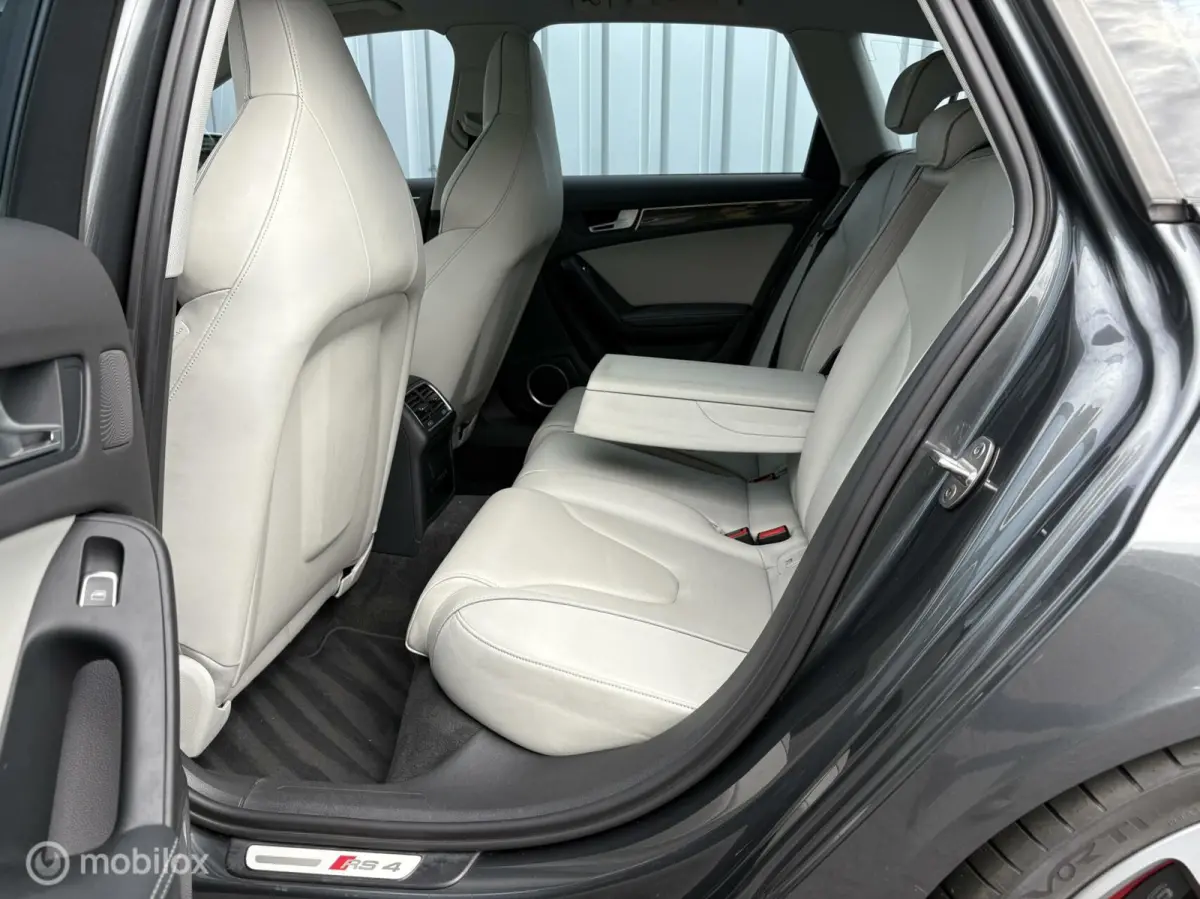 4.2 FSI V8 Quattro | B&O | Pano | Leder | 2014 | S-tronic | Volledige historie |