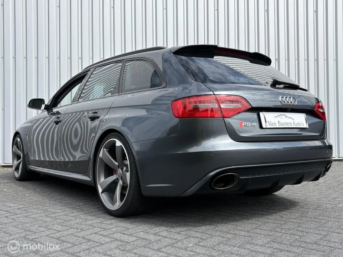 4.2 FSI V8 Quattro | B&O | Pano | Leder | 2014 | S-tronic | Volledige historie |