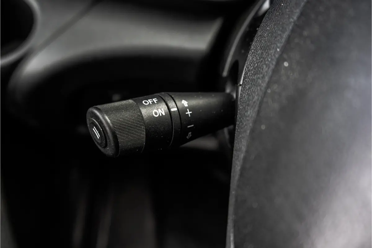 50C18 | Glasresteel | Automaat | 180 PK | Camera | Navigatie | Cruise | Airco | Tachograaf | Euro 6