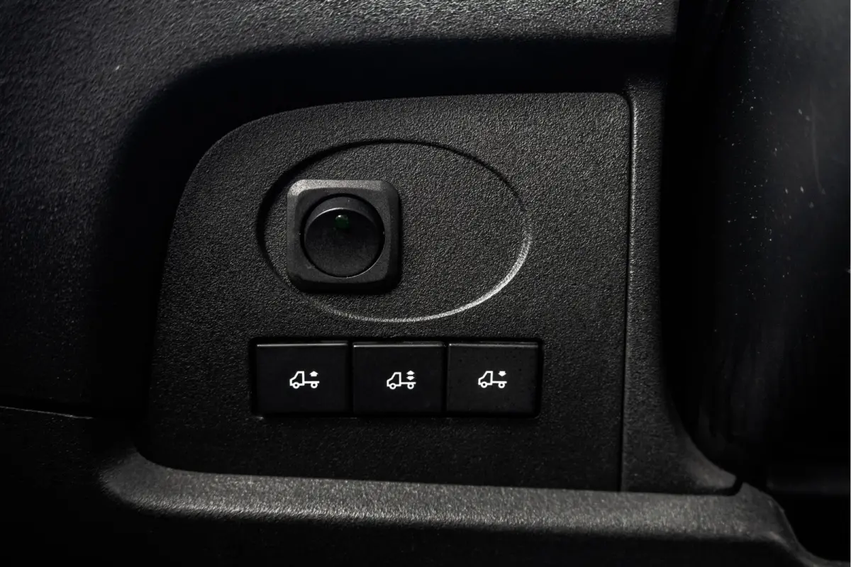 50C18 | Glasresteel | Automaat | 180 PK | Camera | Navigatie | Cruise | Airco | Tachograaf | Euro 6