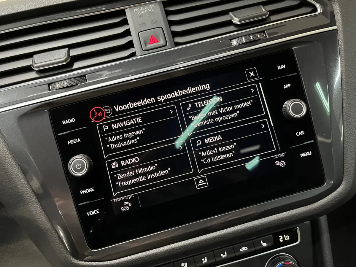1.5 TSI Highline Business R R-Line Automaat | Panoramadak | Trekhaak | Virtual Cockpit |