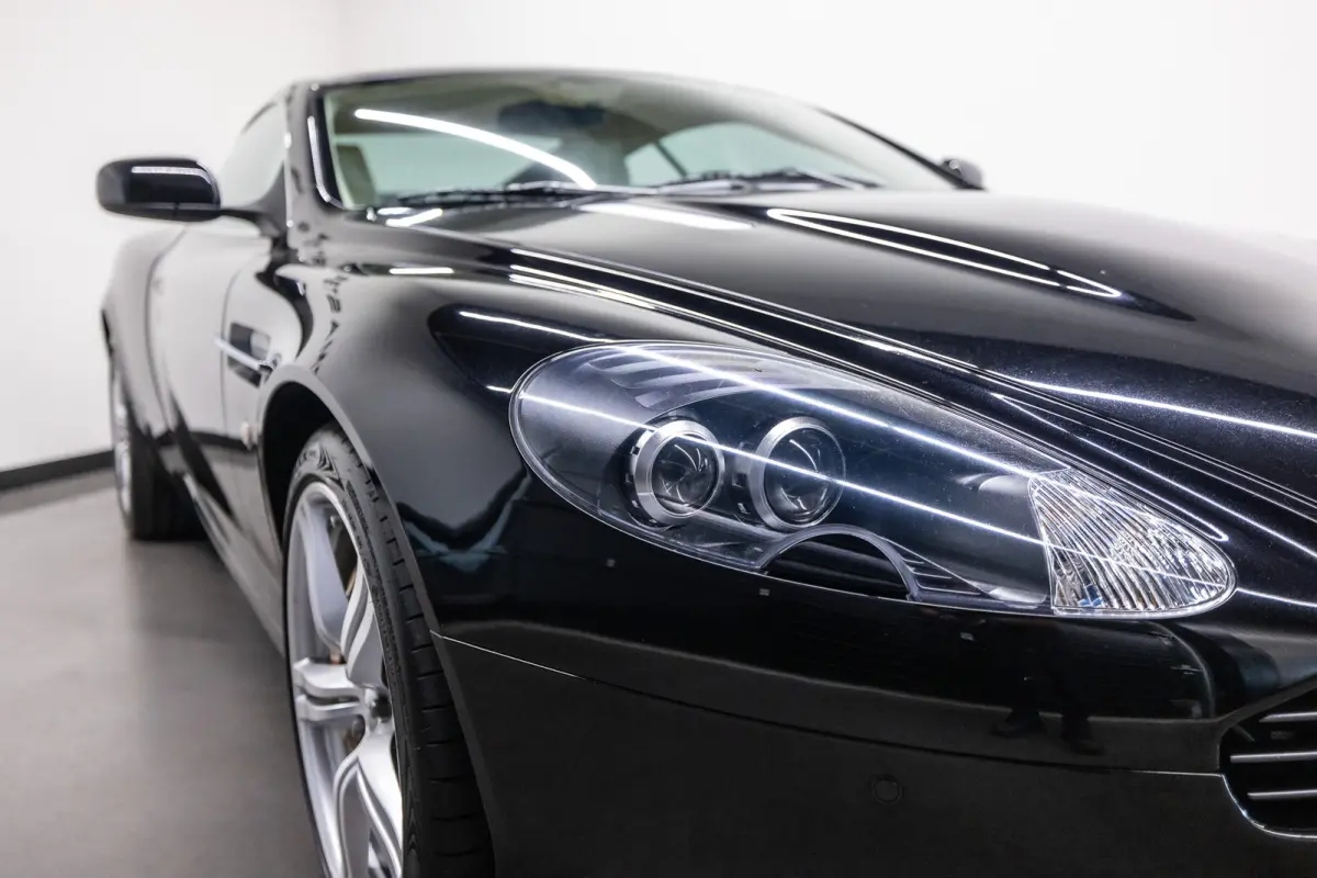 5.9 V12 Touchtronic Btw auto, Fiscale waarde € 22.000,- (€ 56.157.02 Ex B.T.W) DEALER AUTO Dealer auto